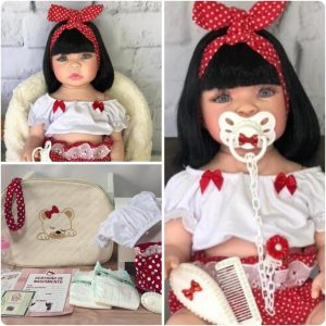 Boneca Bebê Reborn Corpo 100% Silicone Com Lindos Acessórios e Bolsa Maternidade