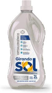 Lava Roupas Líquido Hipoalergênico Girando Sol 2L, Sabão Líquido Lava Roupa Para Peles Sensíveis, Rosa, Recomendado Por Pediatras, Roupas Brancas E Coloridas, Sua Casa Merece O Melhor Cuidado